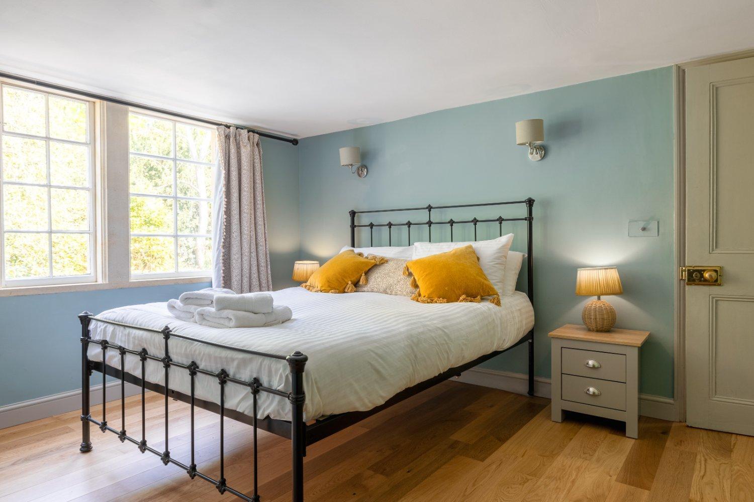 The Old School Rooms Beautiful Georgian Apartment, Sleeps 12 With Wifi And Parking, Near Bath Box  Exterior foto